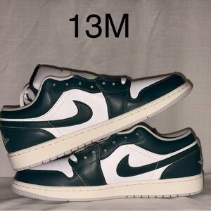 Air Jordan 1 Low SE "Oxidized Green”